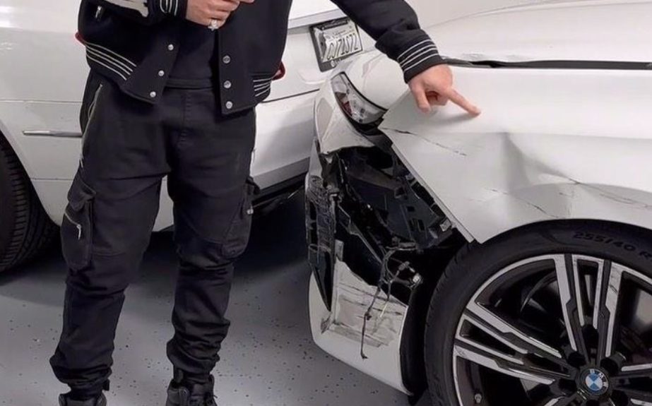 Unique Auto Collision