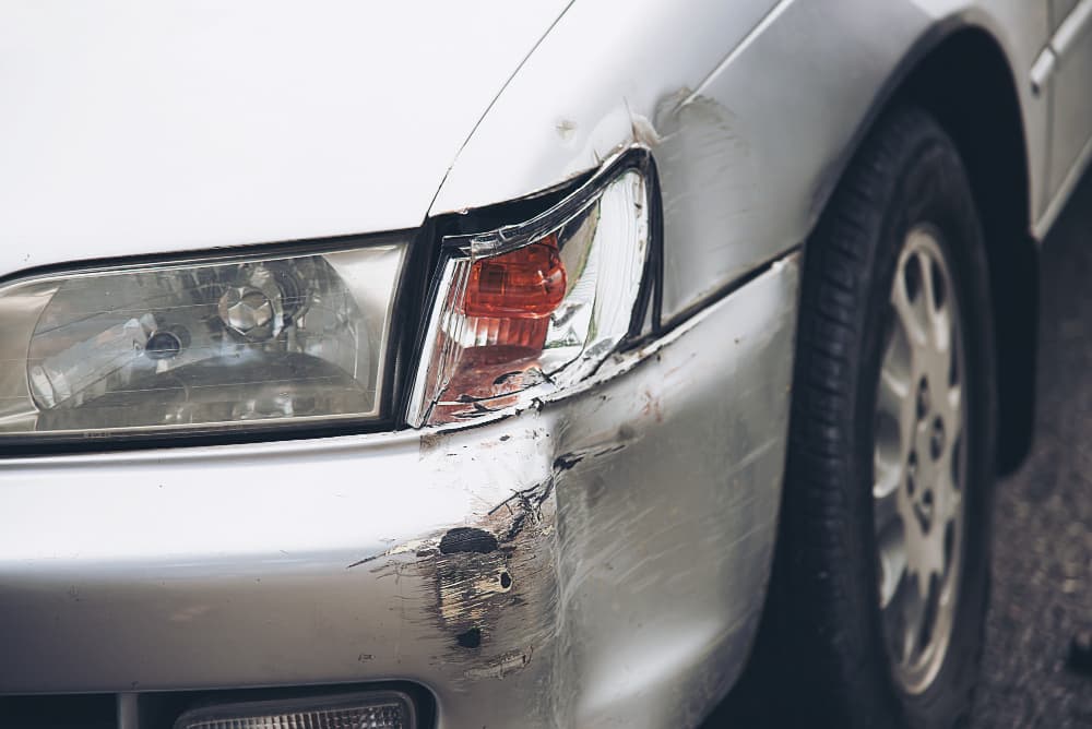 Bumper dents damage